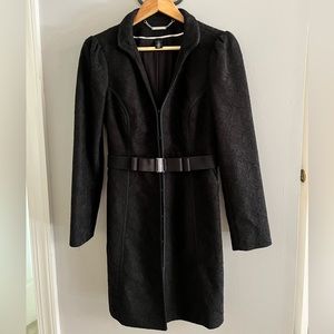 Striking WHBM coat.  Perfect over a dressy outfit or with jeans and a tshirt!